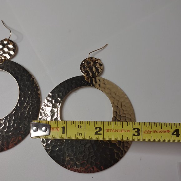 Large Round Gold Tone Metal Dangle Earrings - Picture 6 of 10